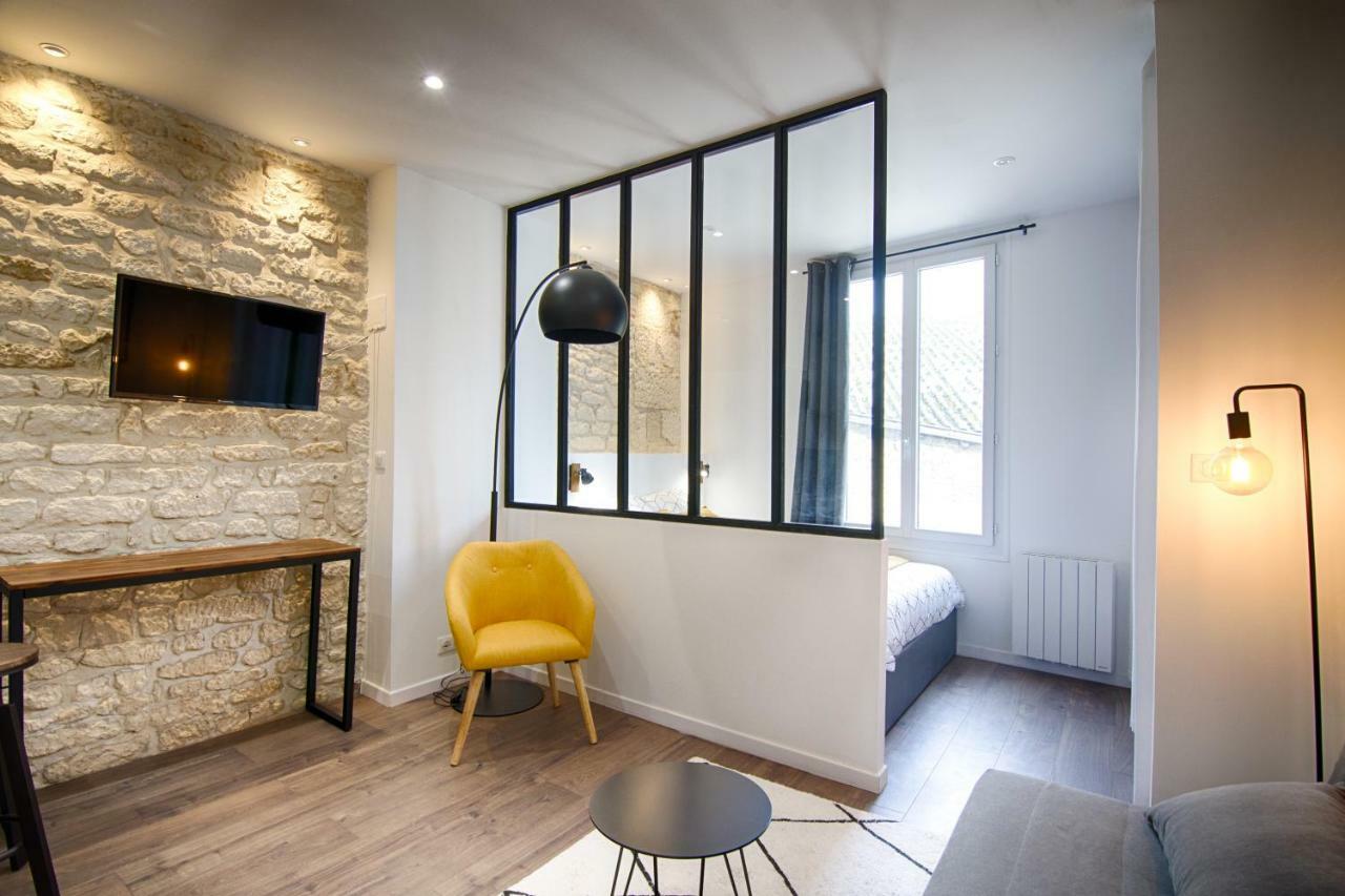 Mon Loft Niortais - Le Petit Roc Apartment ภายนอก รูปภาพ
