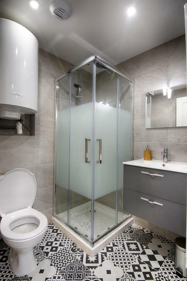 Mon Loft Niortais - Le Petit Roc Apartment ภายนอก รูปภาพ